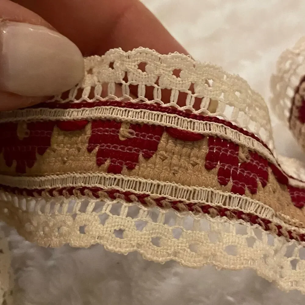 108” VTG Floral Heart Jacquard Woven Trim Lace Edge Grandma Chic Cottage Core
